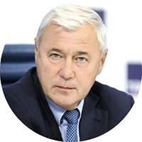 Анатолий Аксаков